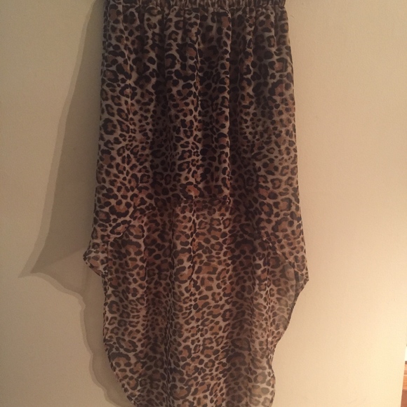 Dresses & Skirts - Brand NEW Hi-Low Leopard Skirt